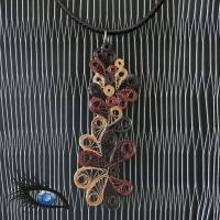 [2020-q-0047] Halskette / Collier mit Quillinganhänger in Braun Bild 1