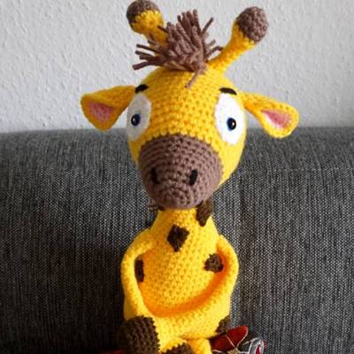 Häkelanleitung für die Schlenker Giraffe Jerry!