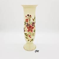 ZSOLNAY PECS Porzellan 19, Vase handgemalt, signiert, Höhe  26 cm, Breite 8,5 cm, elfenbeinfarbig, Bild 1