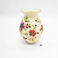 ZSOLNAY PECS Porzellan 7, Vase handgemalt, signiert, Höhe  12 cm, Breite ca 9 cm, Öffnung 6 cm, elfenbeinfarbig, Bild 1