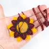 Makramee-Halskette "Sonnenblume" mit Mookait Bild 5