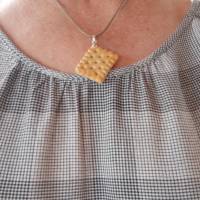 Kette Halskette Butterkeks modelliert aus Fimo Polymer Clay Bild 5