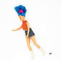 vintage, "Barbie" mit blauem Haar - „Lookalikes“ aus den 80er Jahren mit Kleidung,  30 cm, Bild 1