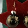 3cm moosgrüne Weihnachtskugel-Ohrringe mit goldf. Schrift Merry Xmas * Weihnachtsohrringe * Weihnachtskugelohrringe* Chr Bild 3