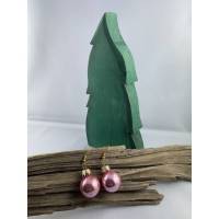 2 cm, rosa, glänzende Weihnachtskugel-Ohrringe "X-Mas" aus Glas * Weihnachtsohrringe * Weihnachtskugelohrringe * Bild 1
