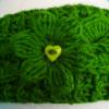 Stirnband gehäkelt grün mit Blume und Knopf Handmade Bild 2