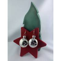 3cm, runde flache silberfarbene Weihnachtskugel-Ohrringe mit Stern * Weihnachtsohrringe * Weihnachtskugelohrringe * Chri Bild 1
