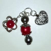 Schlüsselanhänger - Schmuckanhänger - Taschenanhänger - rot, grau, silberfarben Bild 1