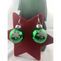 3cm, grüne, glänzende Weihnachtskugel-Ohrringe "X-Mas" Schneeflocke * Weihnachtsohrringe * Weihnachtskugelohrrin Bild 1