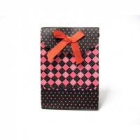 Stabile Geschenktasche aus Pappe mit Klettverschluss Pink-Schwarz Schmuckverpackung, Geschenkverpackung Bild 1