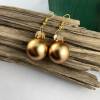 2 cm, goldene, matte Weihnachtskugel-Ohrringe "X-Mas" aus Glas * Weihnachtsohrringe * Weihnachtskugelohrringe * Bild 4