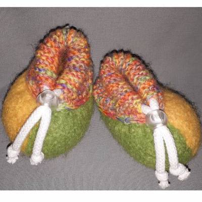 Baby Filzschuhe in Geschenkbox