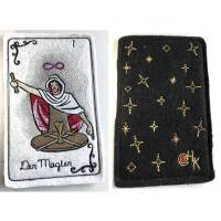Tarot-Karte 'Der Magier'  /  'The Magician' / 'The Magnus' aus dem Großen Arkana - gestickt auf Bild 1