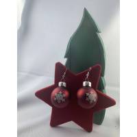 3cm, rote, matte Weihnachtskugel-Ohrringe "X-Mas" Schneeflocke * Weihnachtsohrringe * Weihnachtskugelohrringe * Bild 1