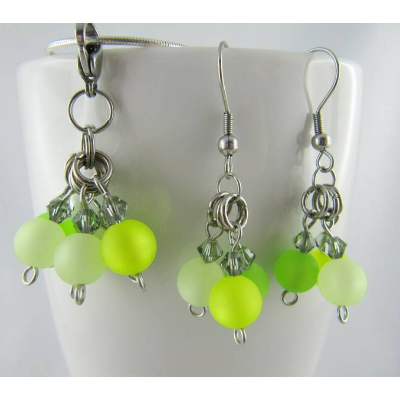 Set Anhänger und Ohrringe Polaris Perlen Grün (481)