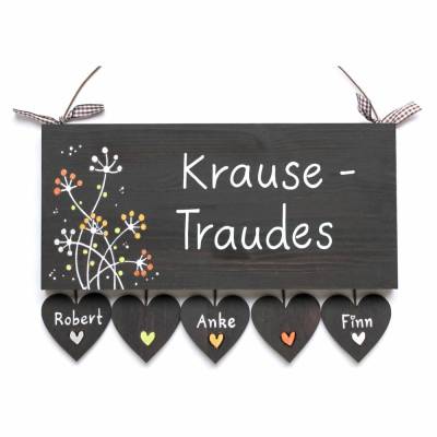 Holzschild für Familien mit Namen personalisiert | Türschild aus Holz mit Herzanhänger | Haustürschild | Namensschild