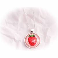 Cabochon Kette "Erdbeer" Bild 1