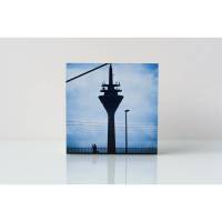 Düsseldorf, Fernsehturm, Rheinkniebrücke, Jogger, Street, Foto auf Holz, im Quadrat, 10 x 10 cm Bild 1