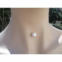 Schwebende echte Perle,8mm,  auf Nylonfaden, sehr natürlich und dezent, Naturprodukt mit Style, Bild 1