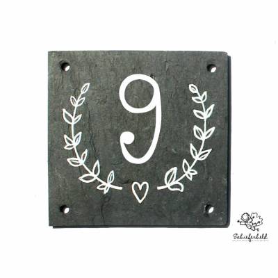 exklusive Hausnummer aus Schiefer mit Zahl personalisiert, Hausnummernschild Typo Ranke, Schieferhausnummer wetterfest