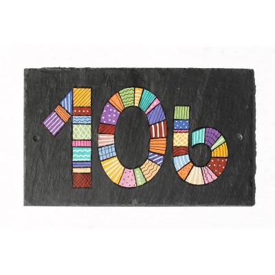 bunte Hausnummer aus Schiefer, Hausnummernschild personalisiert mit Zahl dreistellig, edle Designerhausnummer wetterfest