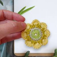 Häkelblume aus 100% Baumwolle in Wunschfarben, Größe 6 cm Bild 3