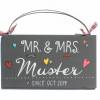 Holzschild für Paare mit Name personalisiert. Türschild Mr. & Mrs. Hochzeitsgeschenk für das Brautpaar. Bild 2