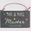 Holzschild für Paare mit Name personalisiert. Türschild Mr. & Mrs. Hochzeitsgeschenk für das Brautpaar. Bild 3