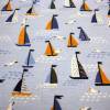 Hellblauer Jersey mit blauen und senfgelben Segelschiffen und kleinen Möwen Öko-Tex Meterware maritim Mitwachshose nähen Bild 3