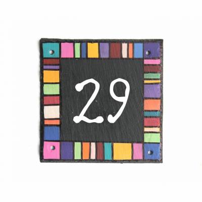 exklusive Hausnummer Schiefer personalisiert mit Zahl, handgemachte Designerhausnummer, buntes Hausnummernschild