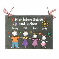 Geschenk Einzug Umzug Geburtstag Hochzeit, Türschild aus Schiefer für Familien personalisiert mit Namen und Figuren. Bild 1