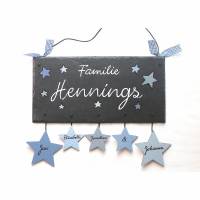 Türschild aus Schiefer für Familien mit Namen personalisiert. Schieferschild mit Sternen in grau und blau. Haustürschild Bild 1