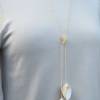 Lange Halskette weiß mit echten Muscheln zum Knoten, maritimer Look für Naturliebhaberinnen Bild 3