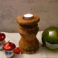 Eine sehr schöner  Kerzenständer aus gestockter Birke Bild 4