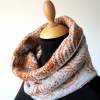 Gestrickter Loop aus reiner Wolle, Kurzschal mit Paisley Muster, Schlupf-Schal für Frauen grau braun, Winterschal Bild 5