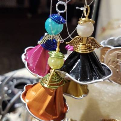 Kaffeekapsel-Engelchen – 3 handgemachte Schutzengel als nachhaltige Deko