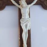 Vintage Kruzifix aus Holz mit Porzellan Jesus Bild 4
