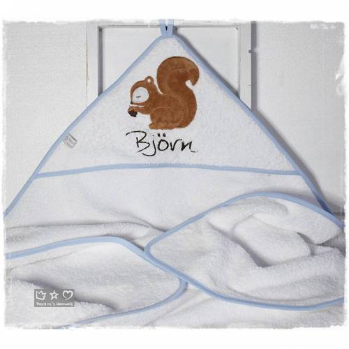 Kapuzenhandtuch weiß, Doodlestickerei Eichhörnchen und Wunschname