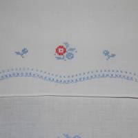 bestickter Vintage Vorhang für Küchenregal Blüten Kreuzstich Bild 3