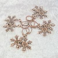Ohrringe/Creolen mit einer Schneeflocke, Klappbrisuren, Weihnachten Bild 4
