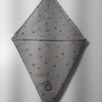 Dreieckstäschchen, Münzfachtasche grau mit Herzchen Bild 2