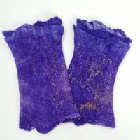 Armstulpen lila aus Wolle und Seide, Größe M, Pulswärmer für den Winter, Manschetten zum Aufpeppen der Kleidung, Stulpen Bild 2