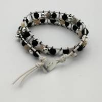Doppelreihiges Leder-Perlen-Armband zum wickeln in schwarz weiss silber 39 cm mit Knopfverschluss Bild 6