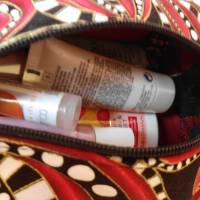 besondere Kosmetiktasche, BoxyBag, Utensilo, Kulturbeutel, Make-up Tasche mit Reißverschluß, mit Goldglanz Bild 3