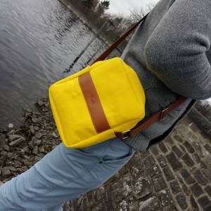 Umhängetasche Schultertasche Handtasche Filztasche Freizeittasche aus Filz bag unisex Gelb Bild 1