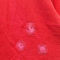 Damenshirt, Langarm, aus rotem Bio-Baumwollstoff, mit Bündchen und Applikationen aus Baumwolljersey mit rot-rosa Muster Bild 3