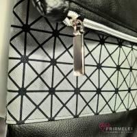Moderne Foldover-Tasche silber/schwarz nach einem Schnitt von Hansedelli Bild 5