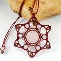 Makramee-Mandala-Halskette mit Rosenquarz und Messing Bild 1
