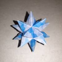 Origami Bastelset Bascetta 10 Sterne transparent/hellblau 5,0 cm x 5,0 cm Bild 1