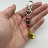 Glasperlen Schlüsselanhänger mit Glöckchen – Schicker Begleiter für Schlüssel, Taschen und Rucksäcke Bild 2